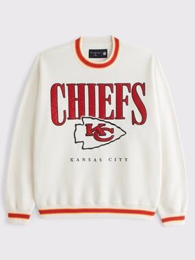 Abercrombie & Fitch White Chiefs Graphic Crewneck Sweatshirt